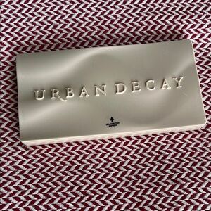 Urban Decay Shaped palette
